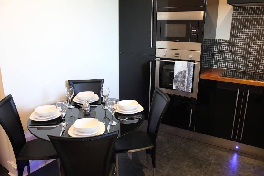 Prime 2 Bedroom City Centre Apt Aberdeen Dış mekan fotoğraf